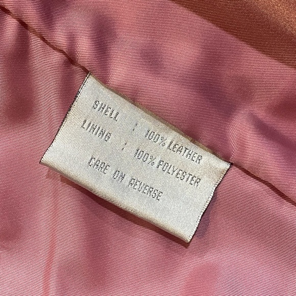 Pink leather jacket - Picture 3 of 6